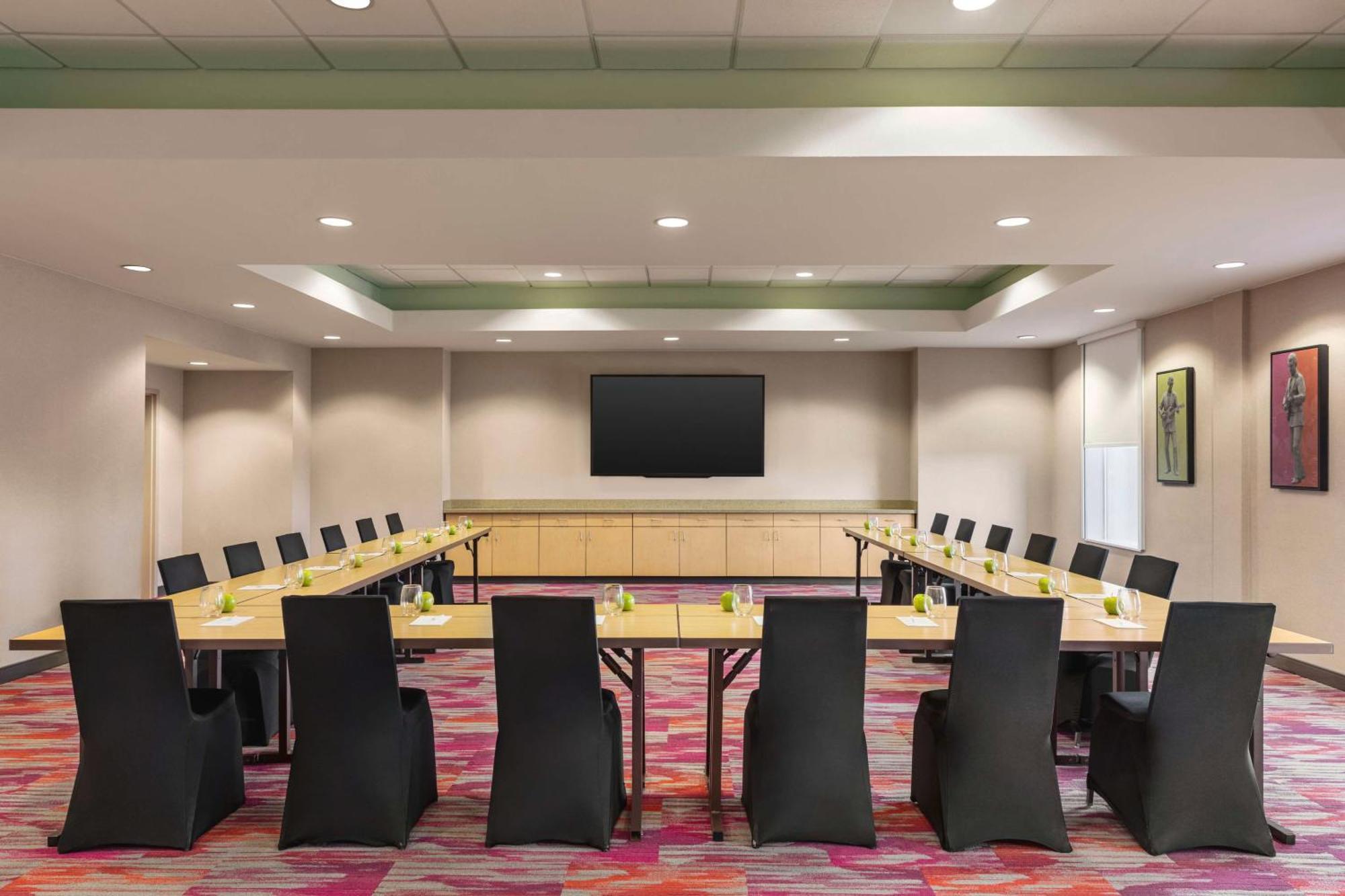 Home2 Suites By Hilton Lubbock Zewnętrze zdjęcie